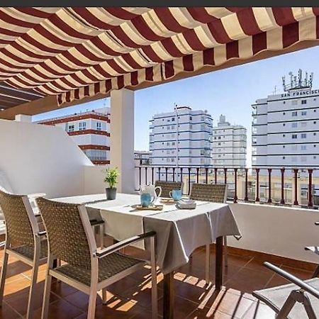 Atico Con Vistas Cerca Del Mar - Penthouse - Parking - Terraza Leilighet Torre Del Mar Eksteriør bilde