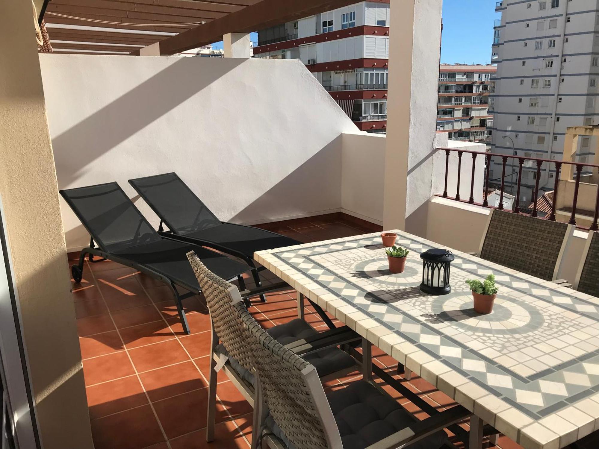 Atico Con Vistas Cerca Del Mar - Penthouse - Parking - Terraza Leilighet Torre Del Mar Eksteriør bilde